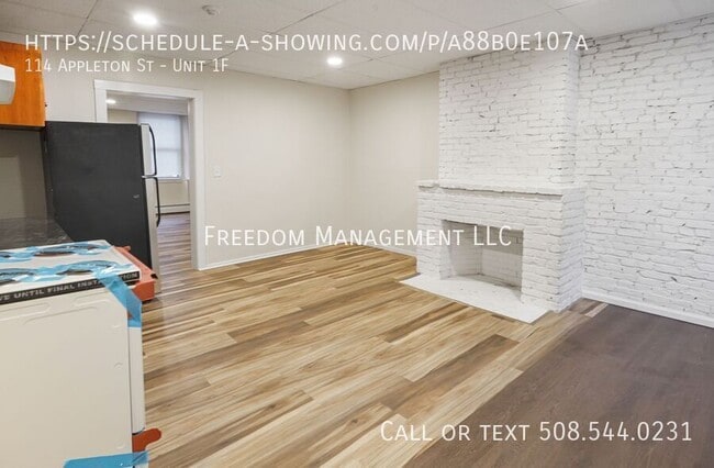 Building Photo - 114 Appleton St