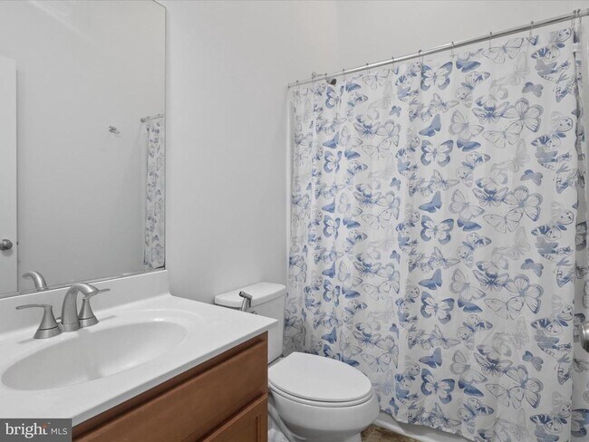 Building Photo - 422 Indigo Way