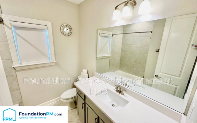 Building Photo - 2257 Applemill Dr