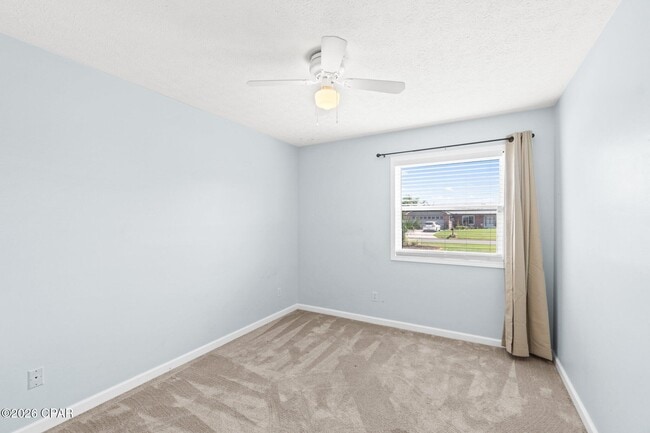 Building Photo - 136 Derby Woods Dr