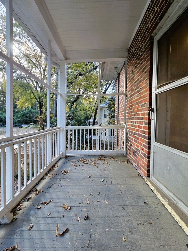 Building Photo - Renovated stately brick home in Forest Hill area on large lot.