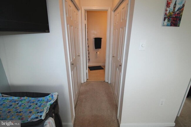 Building Photo - 7863 Apache Ridge Ct