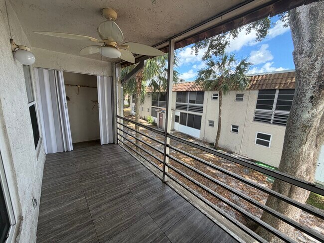 Building Photo - GATELAND VILLAGE