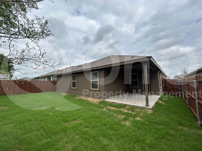 Building Photo - 3920 Glastonbury Rd