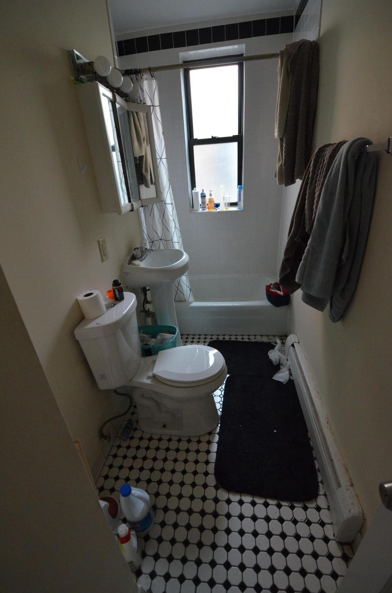 Building Photo - 407 Marlborough St