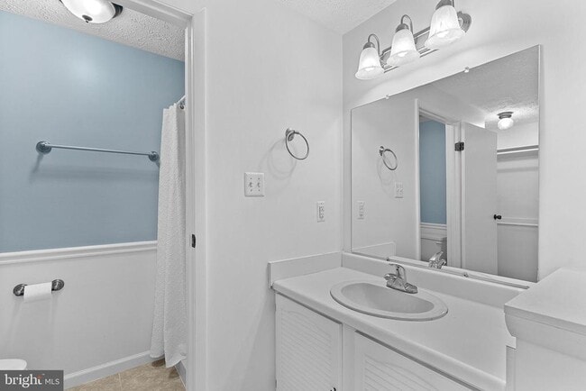 Building Photo - 14129 Honey Hill Ct