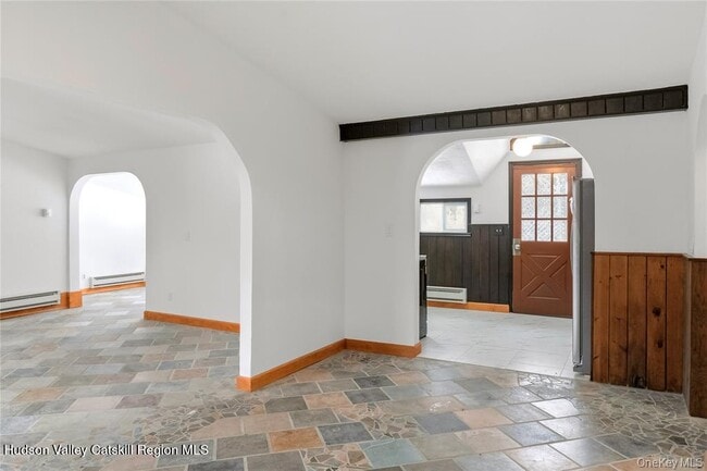 Building Photo - 378 Broadway