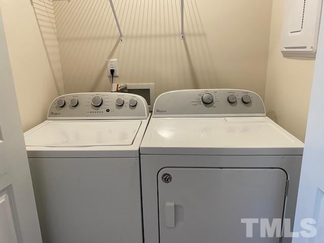 Building Photo - 347 White Oak Ridge Dr