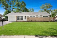 Building Photo - 225 Bode Rd