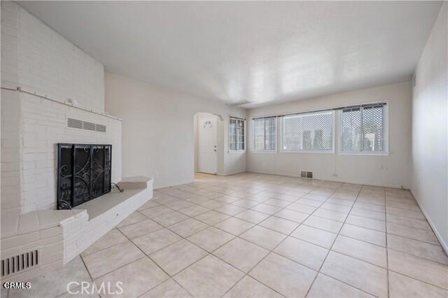 Building Photo - 45027 Division St