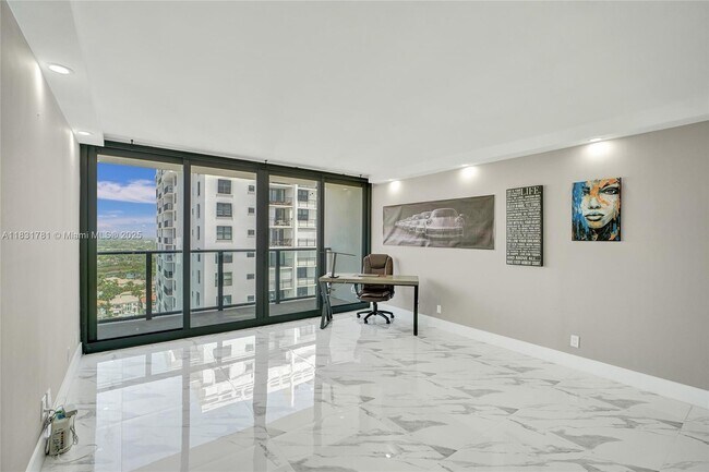 Building Photo - 2301 S Ocean Dr