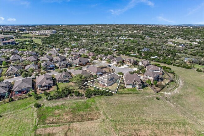 Building Photo - 696 Ledge Stone Dr