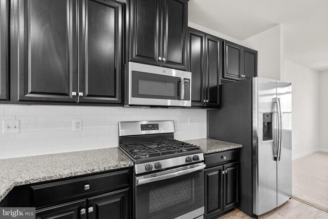 Building Photo - 7735 Steatite Ln