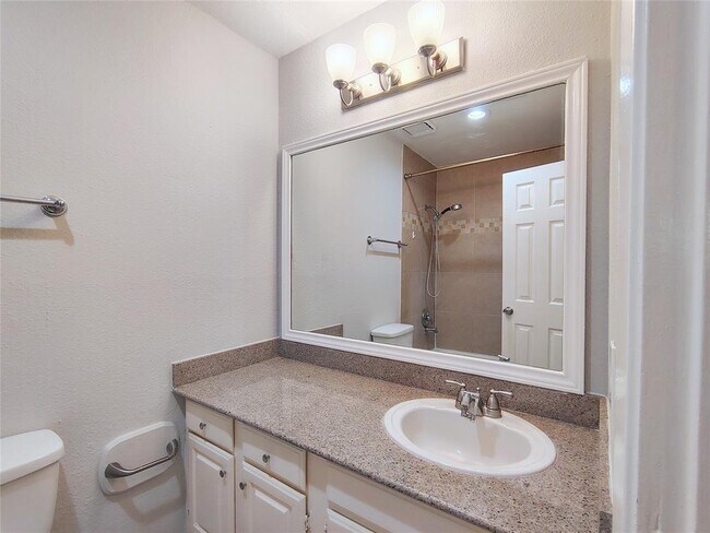 Building Photo - 2546 Long Reach Dr