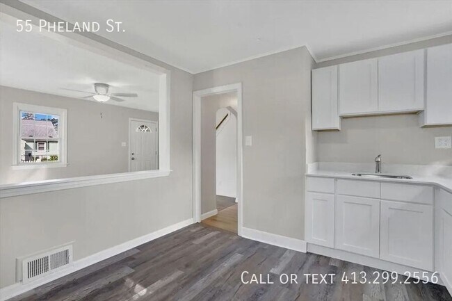 Building Photo - 55 Pheland St