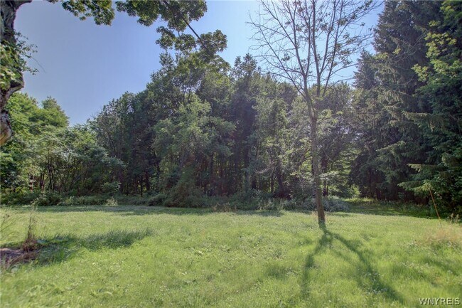 Building Photo - 5880 Draudt Rd