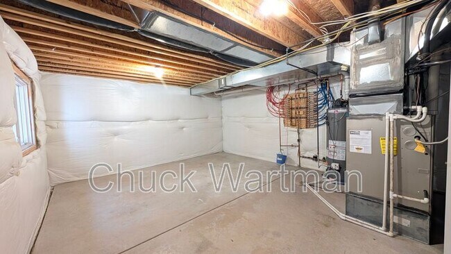 Building Photo - 2795 Stonewall Heights