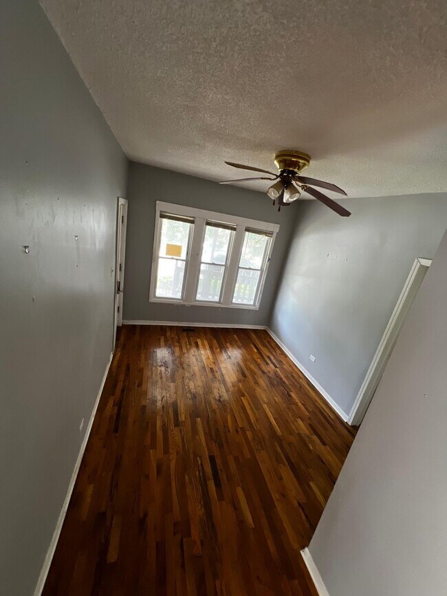 Building Photo - Affordable 2BR/1BA Apartment