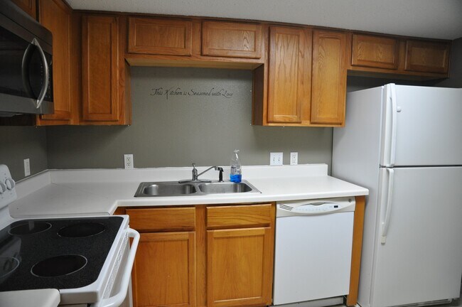 Building Photo - 3754 Tanglewilde St