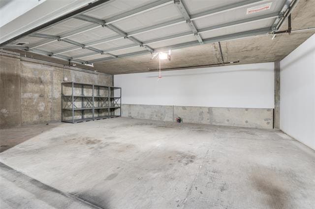 Building Photo - 3130 N Harwood St