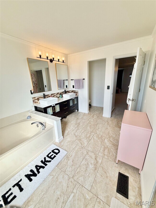 Building Photo - 3456 Langford Ln