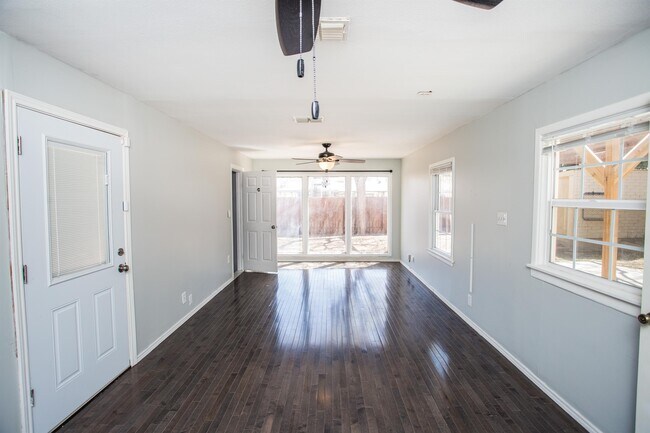 Building Photo - 4213 40th St