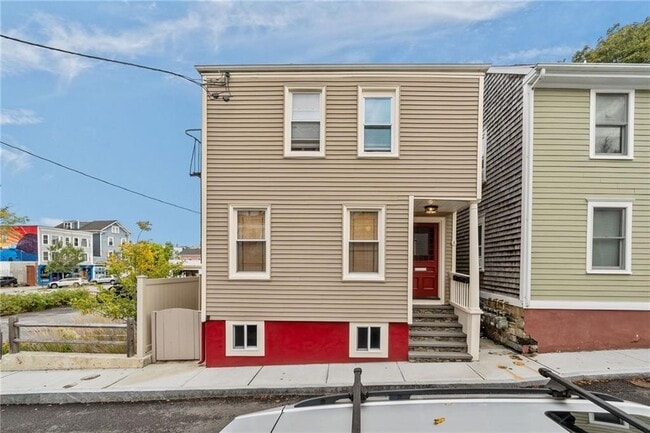 Primary Photo - 8 Kilburn Ct