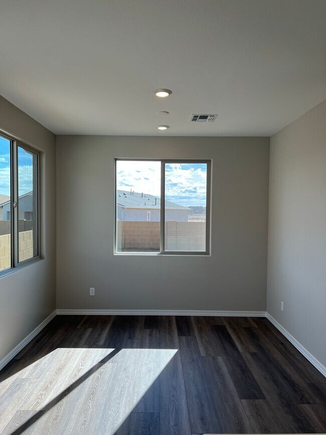Building Photo - Brand New Home in Pronghorn Ranch