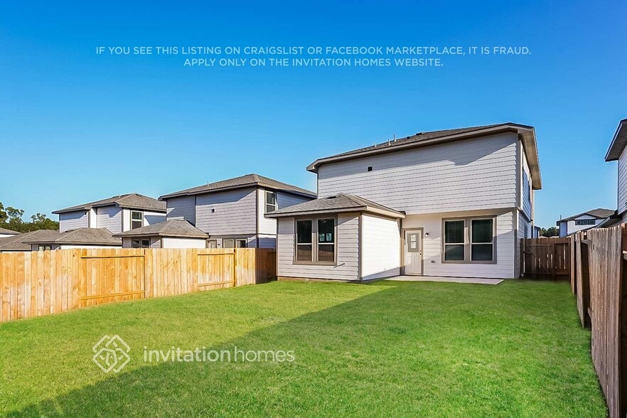 Building Photo - 24738 Linaria Dr