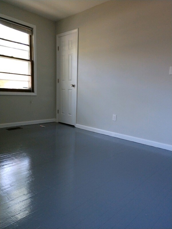 Building Photo - 4207 Dinglewood Ave