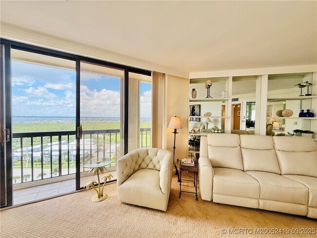 Building Photo - 9500 S Ocean Dr