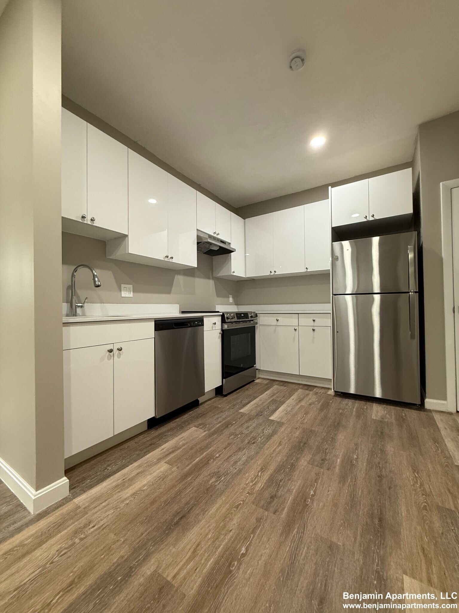 Building Photo - 50 Evergreen St