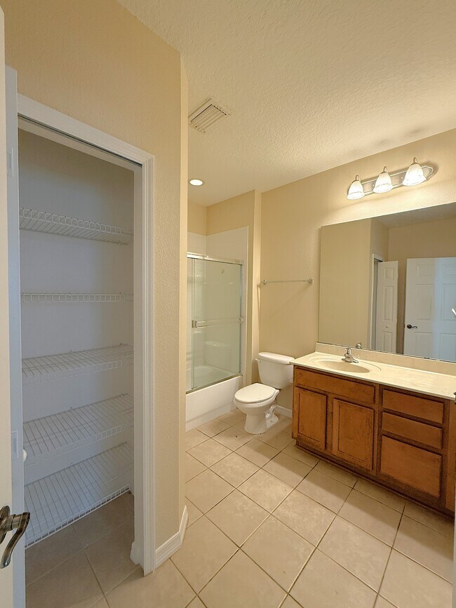 Building Photo - 8256 Maritime Flag St