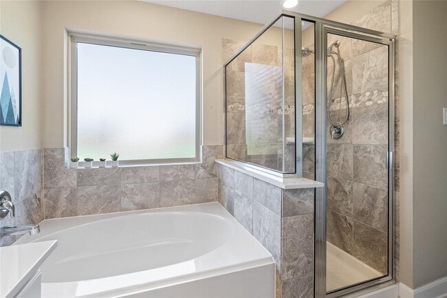 Building Photo - 1853 Commons Hill Ln