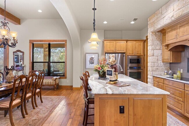 Building Photo - 203 Pristine Dr