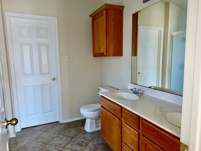 Building Photo - 4803 Donegal Bay Ct