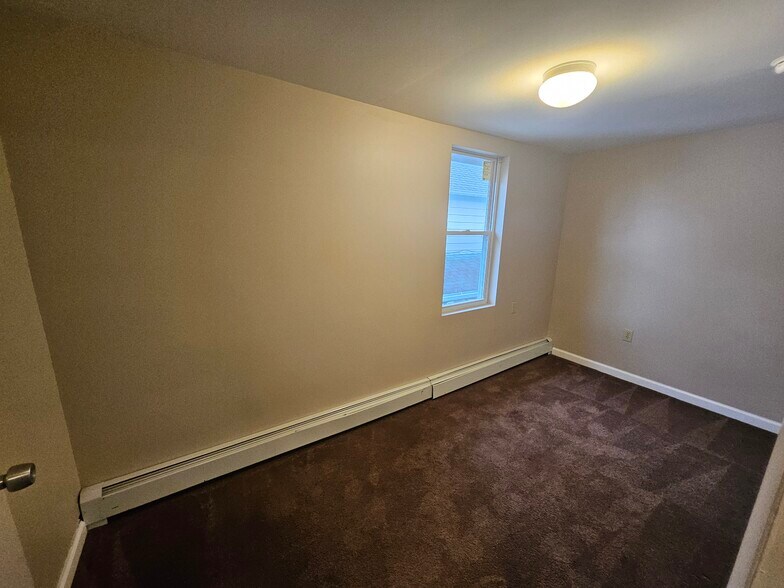 Building Photo - 122 Lackawanna Ave