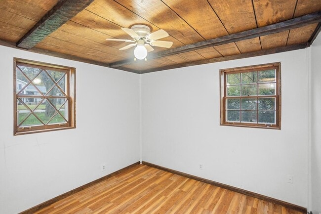 Building Photo - 2909 Cherry Hills Dr