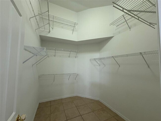 Building Photo - 5403 Lindburg St