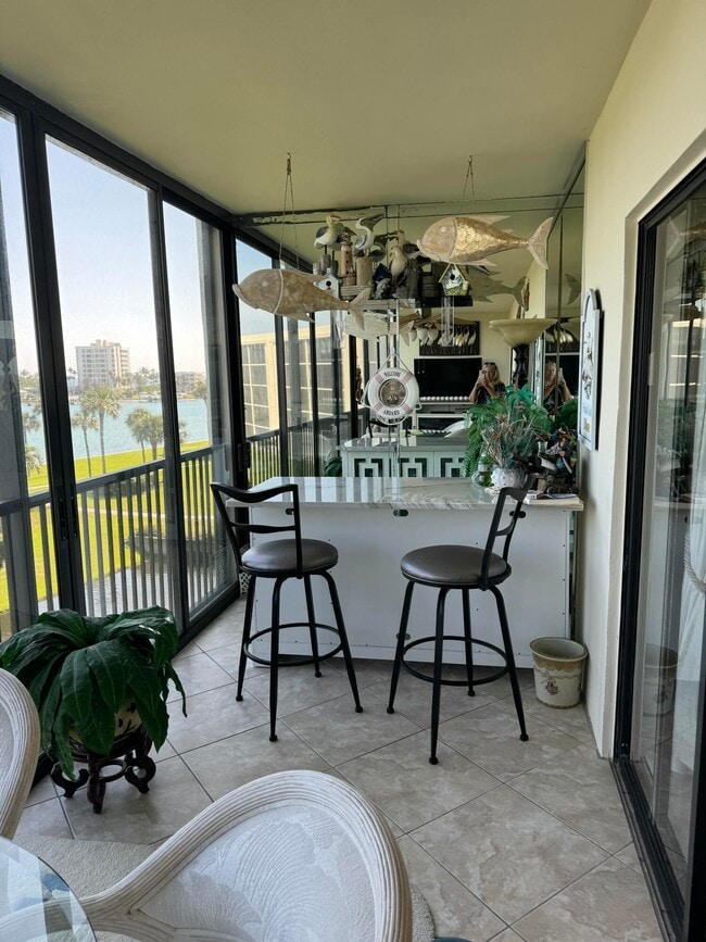 Building Photo - 200 Intracoastal Pl