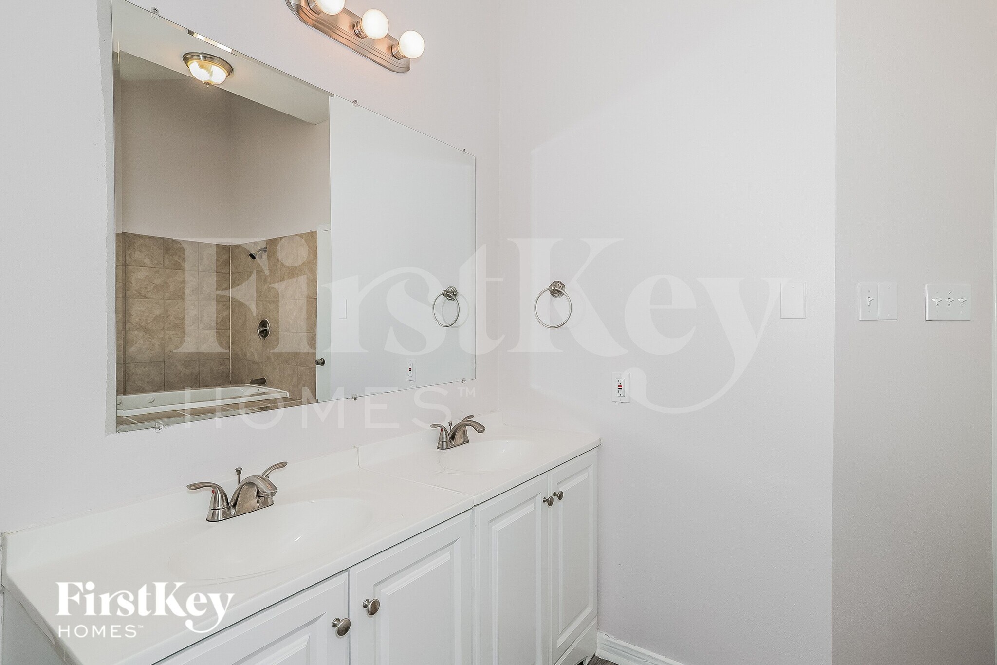 Building Photo - 7610 San Benito Dr