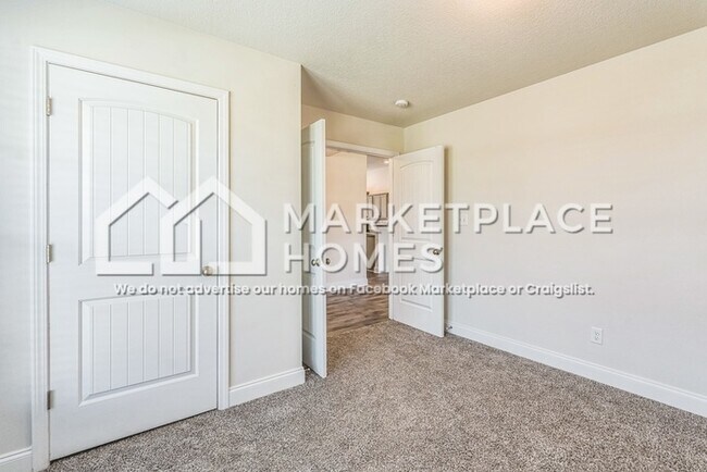 Building Photo - 2488 Marion Ln