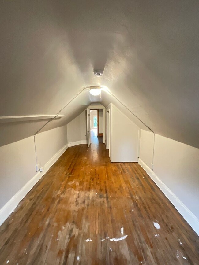 Building Photo - 601 Woodland Ave