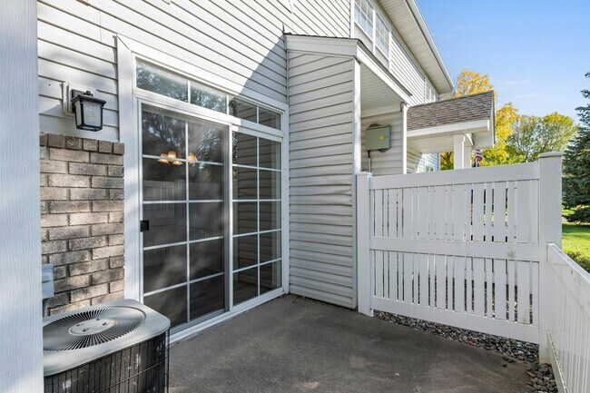 Building Photo - 20367 Kensfield Trail