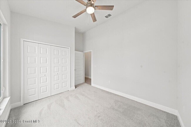 Building Photo - 407 Cellini Ave NE