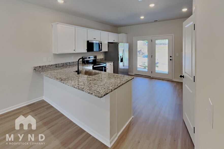 Building Photo - 1274 Principal Featherstone Ave