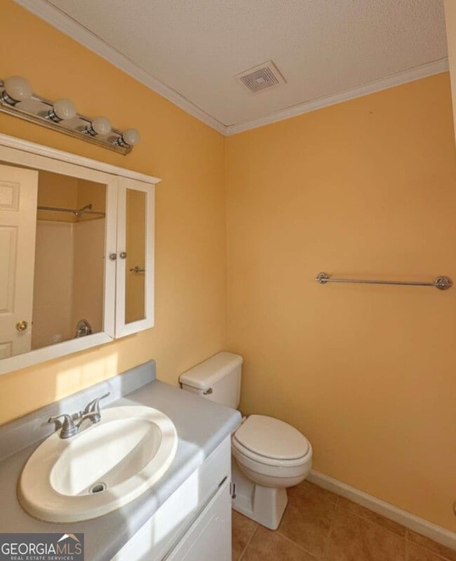 Building Photo - 204 Merriwood Cir