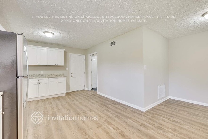 Building Photo - 6330 Maney Dr S