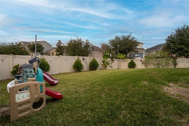 Building Photo - 15713 Sweet Limetta Dr