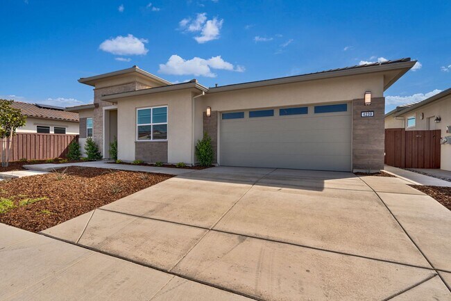 Building Photo - Single-Story Folsom Rental Backing to Greenbelt in Regency 55+!